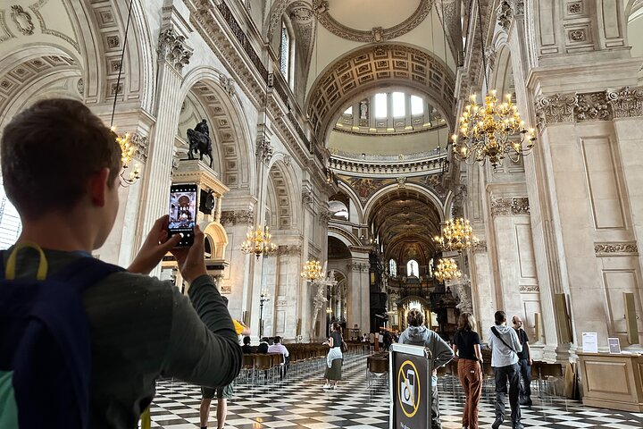 St Paul Cathedral City of London Private Tour Kids and Families - Photo 1 of 6